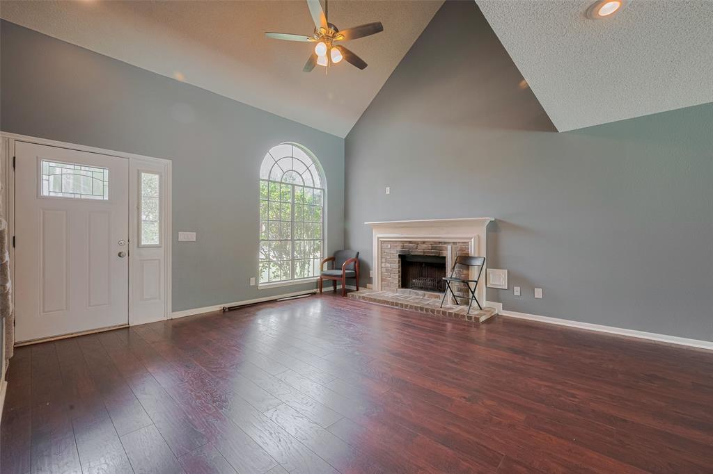 Listing images