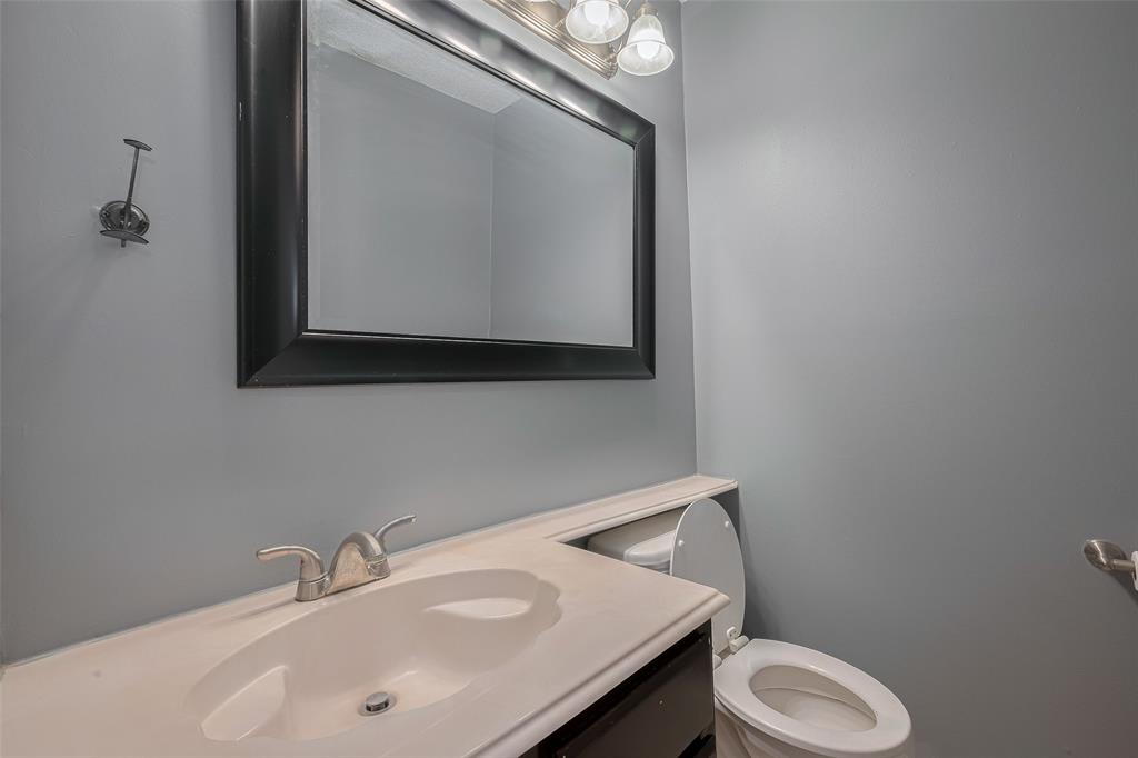 Listing images