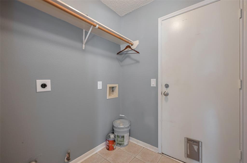 Listing images