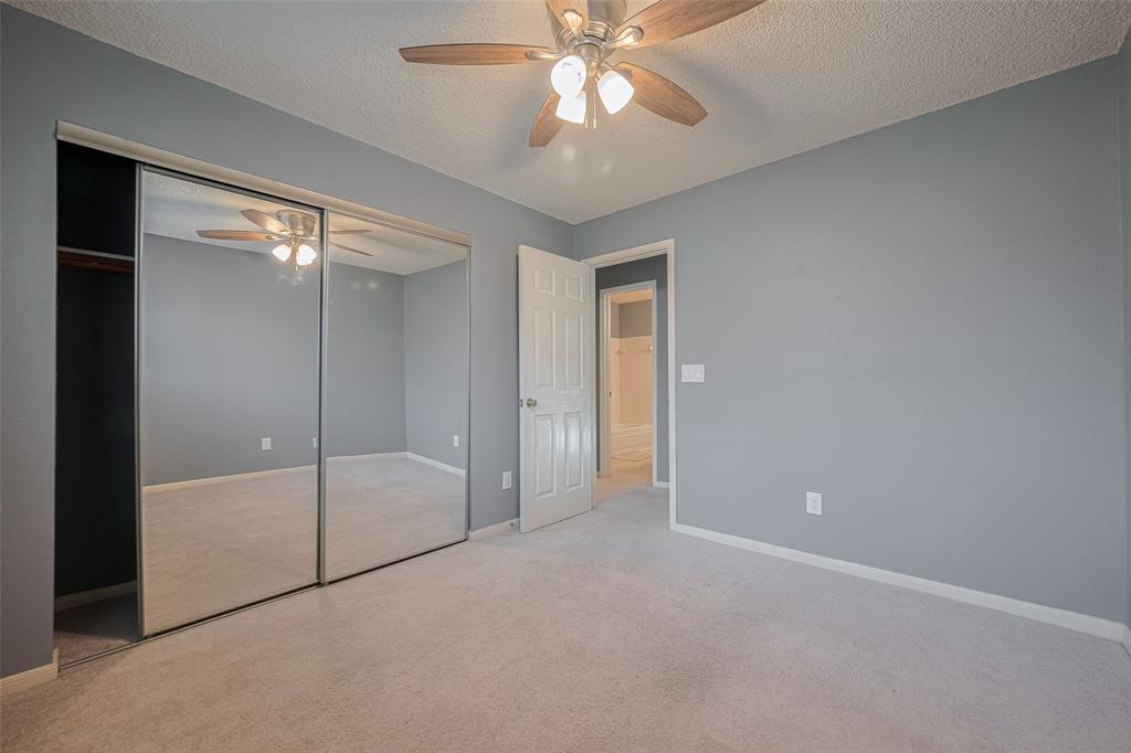 Listing images