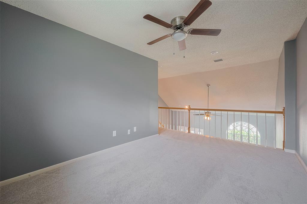 Listing images