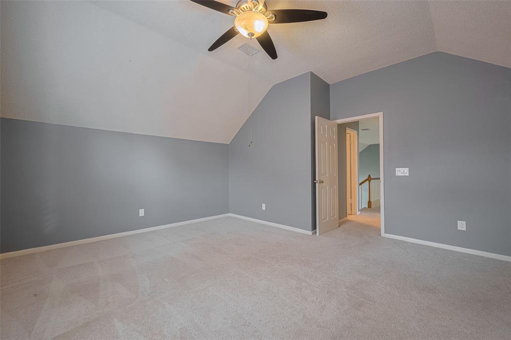Listing images