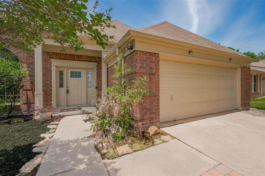 Listing images
