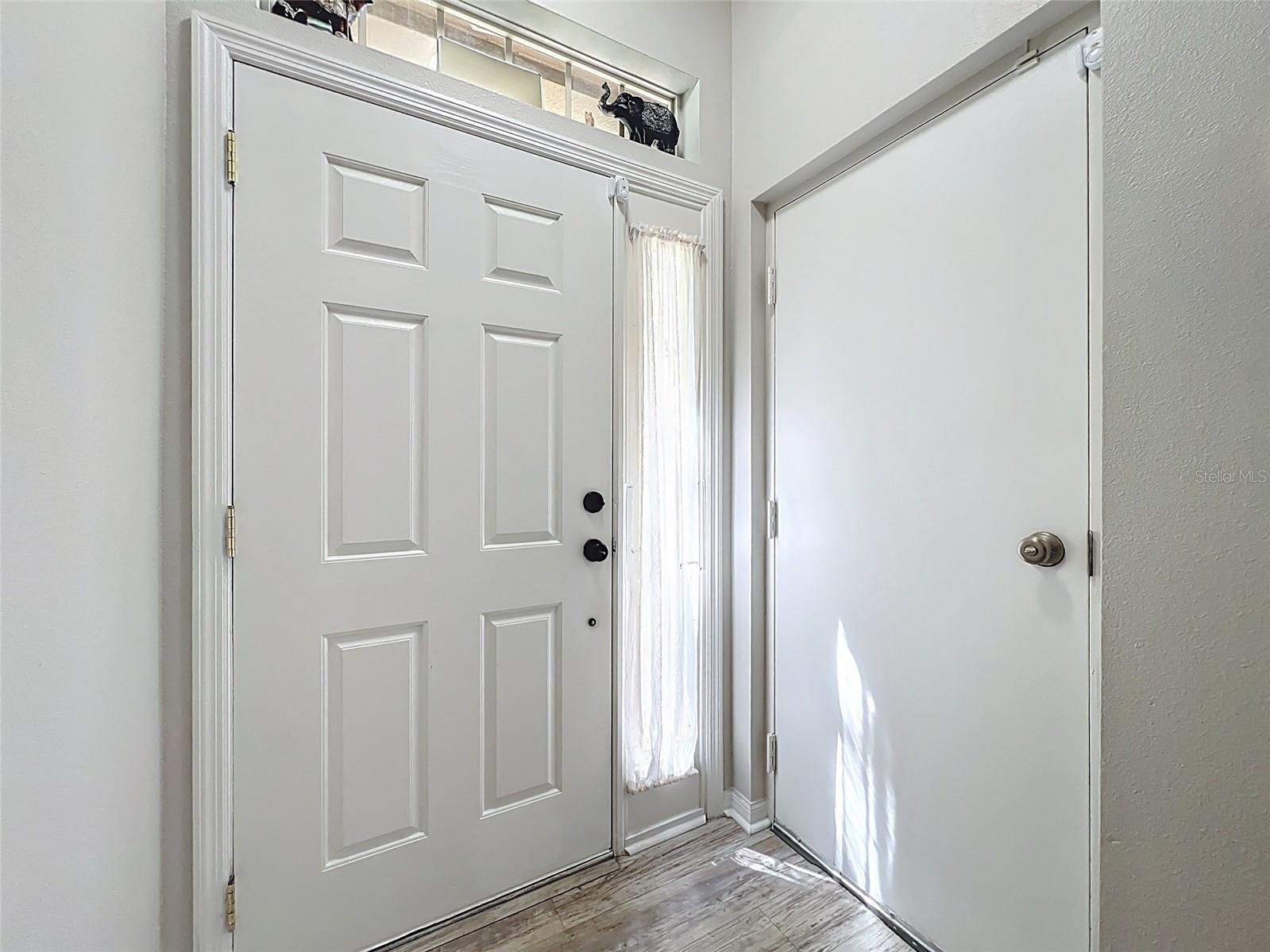 Listing images