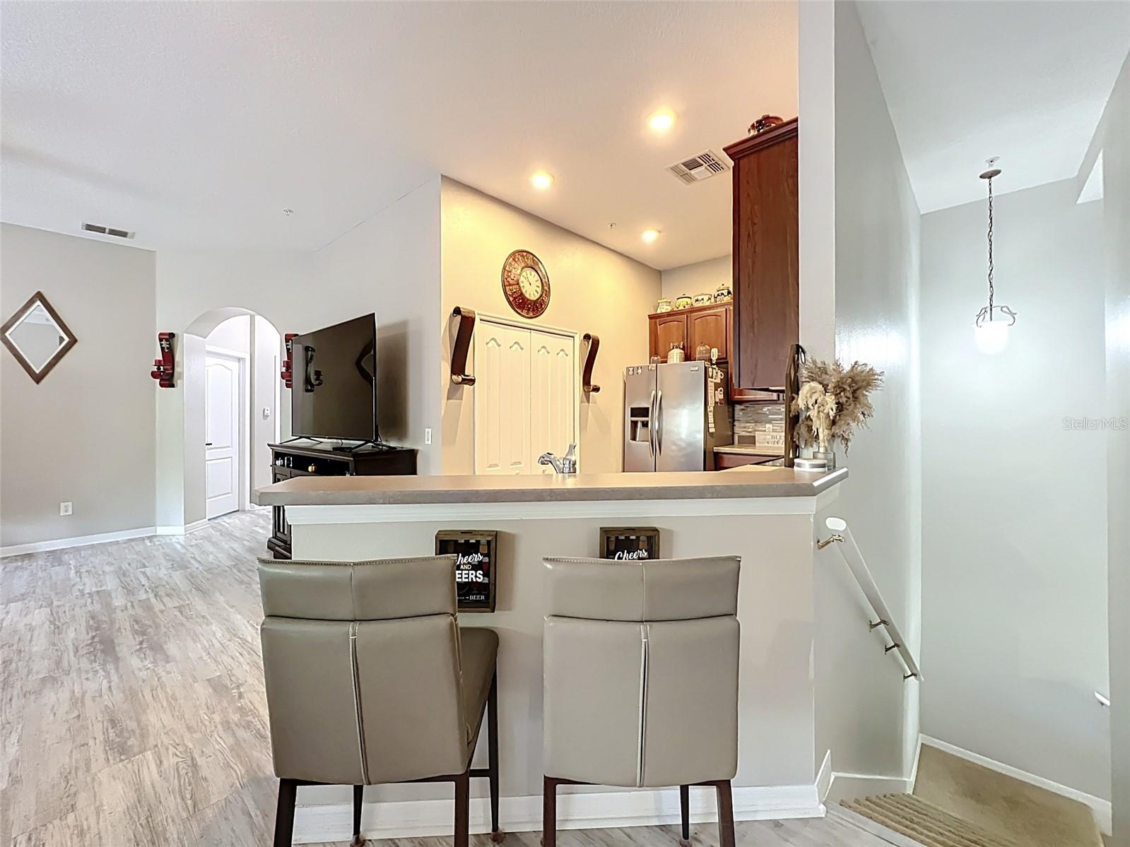Listing images