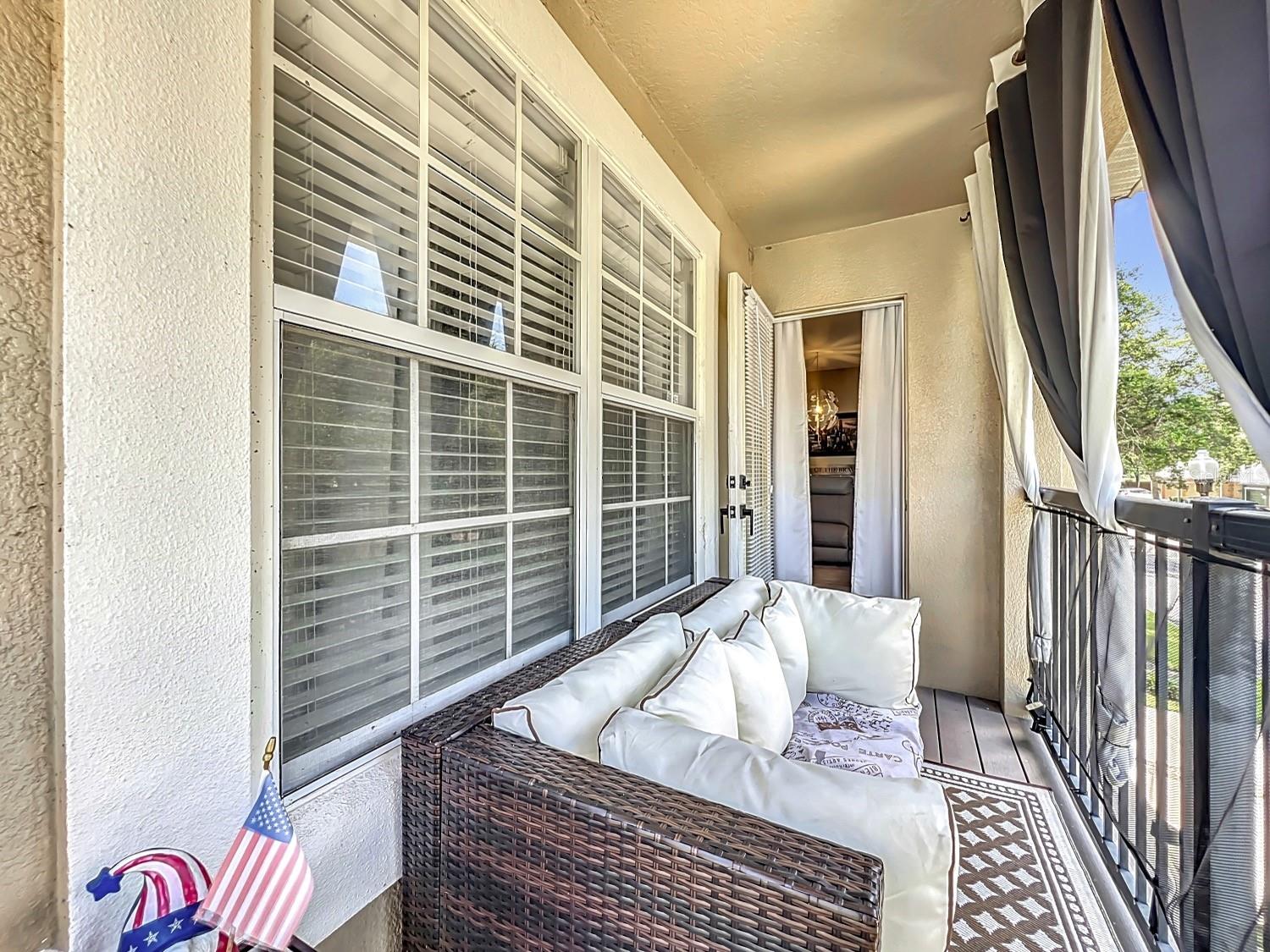 Listing images