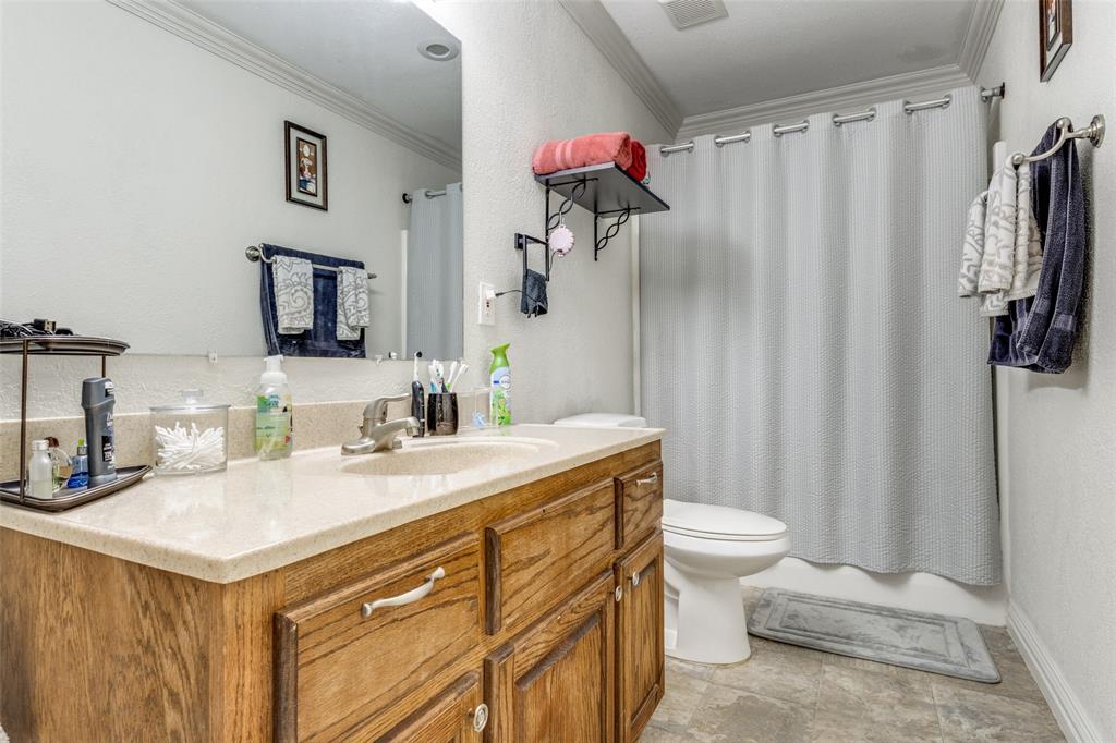 Listing images