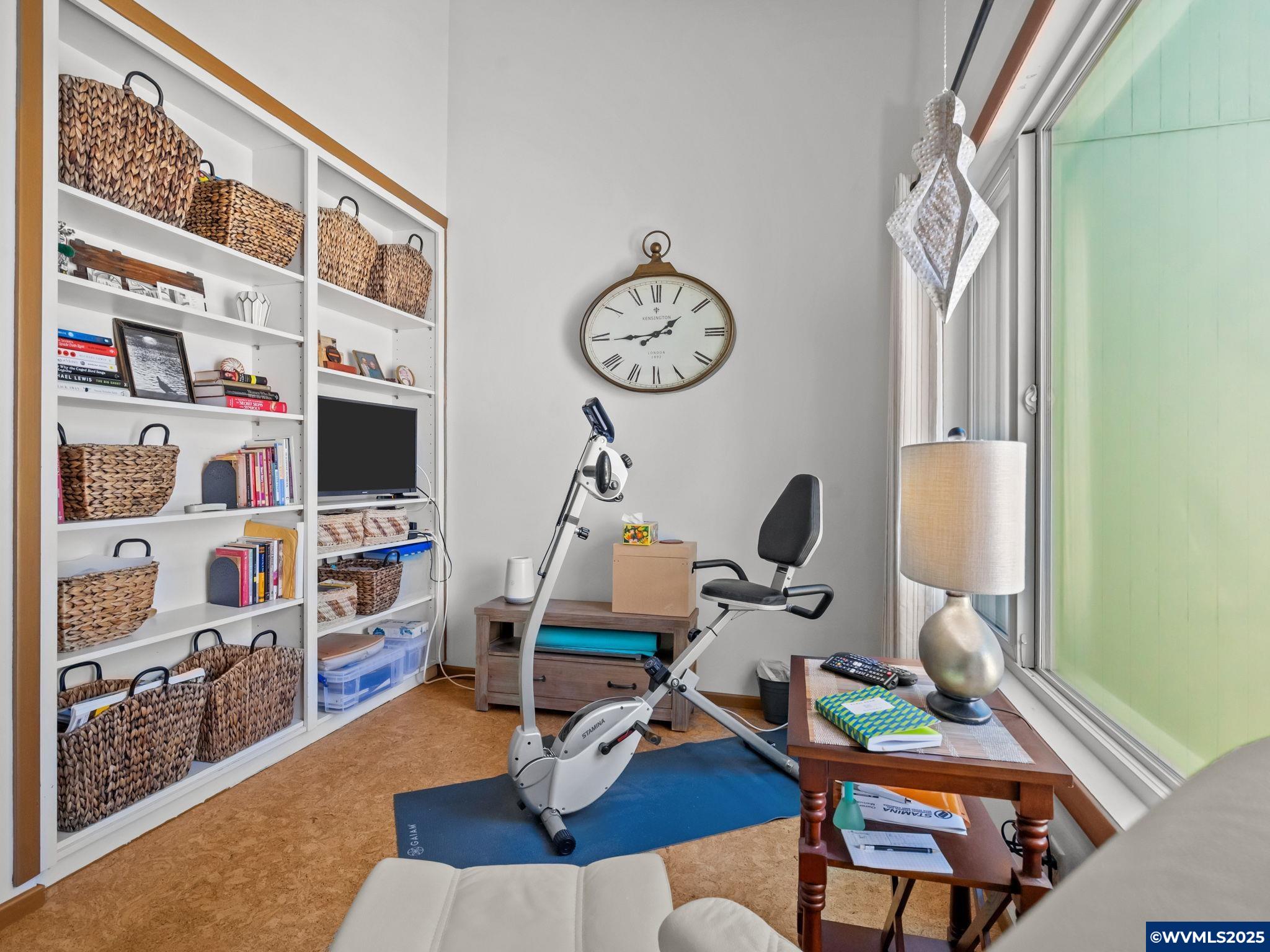 Listing images