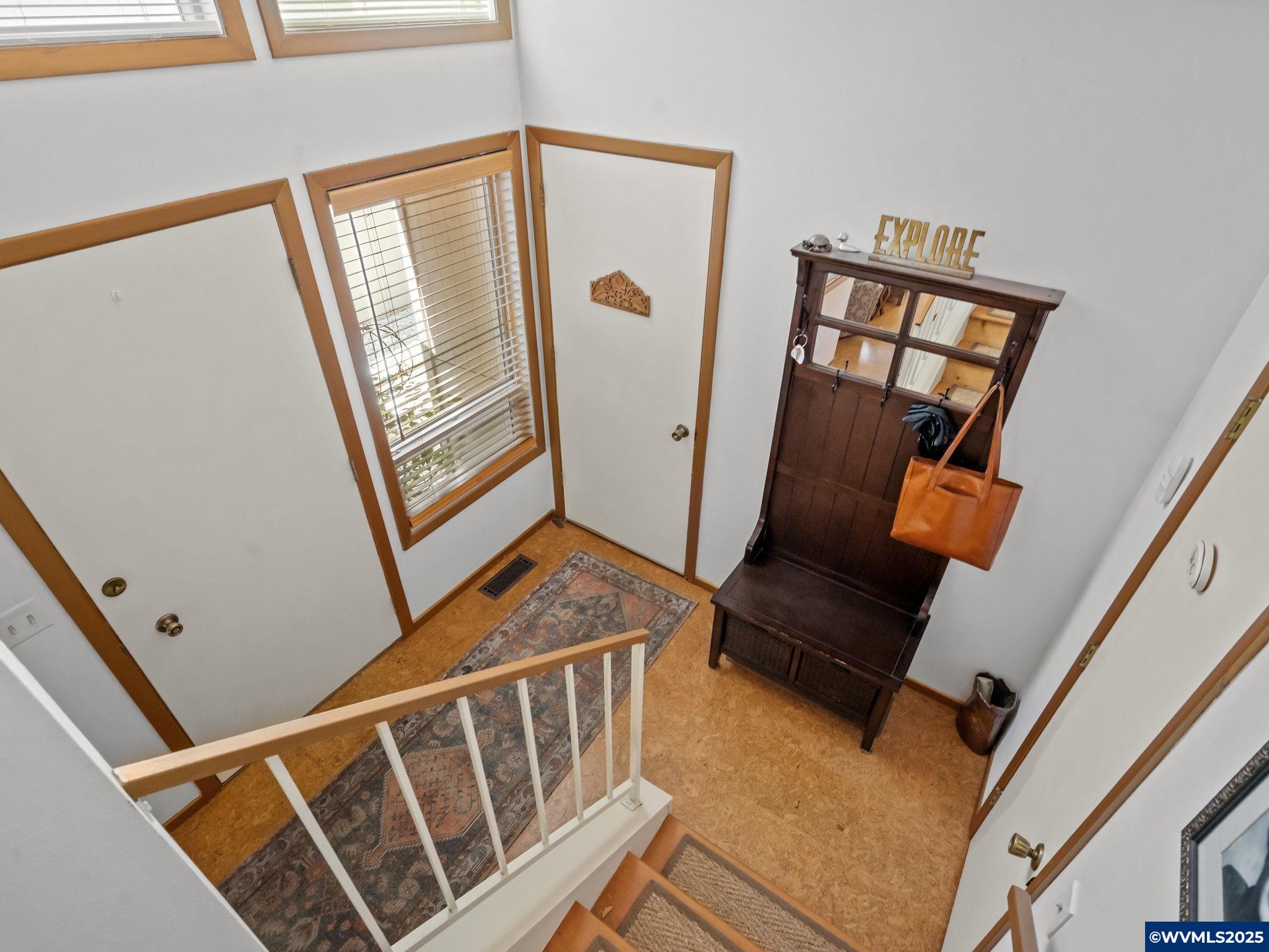 Listing images