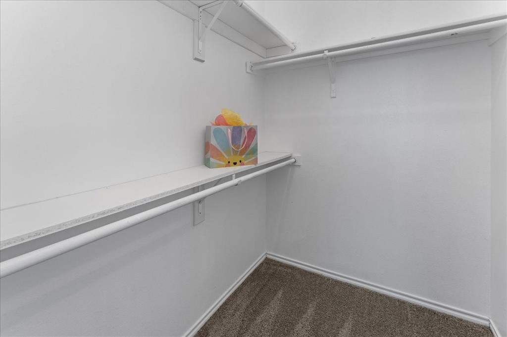 Listing images