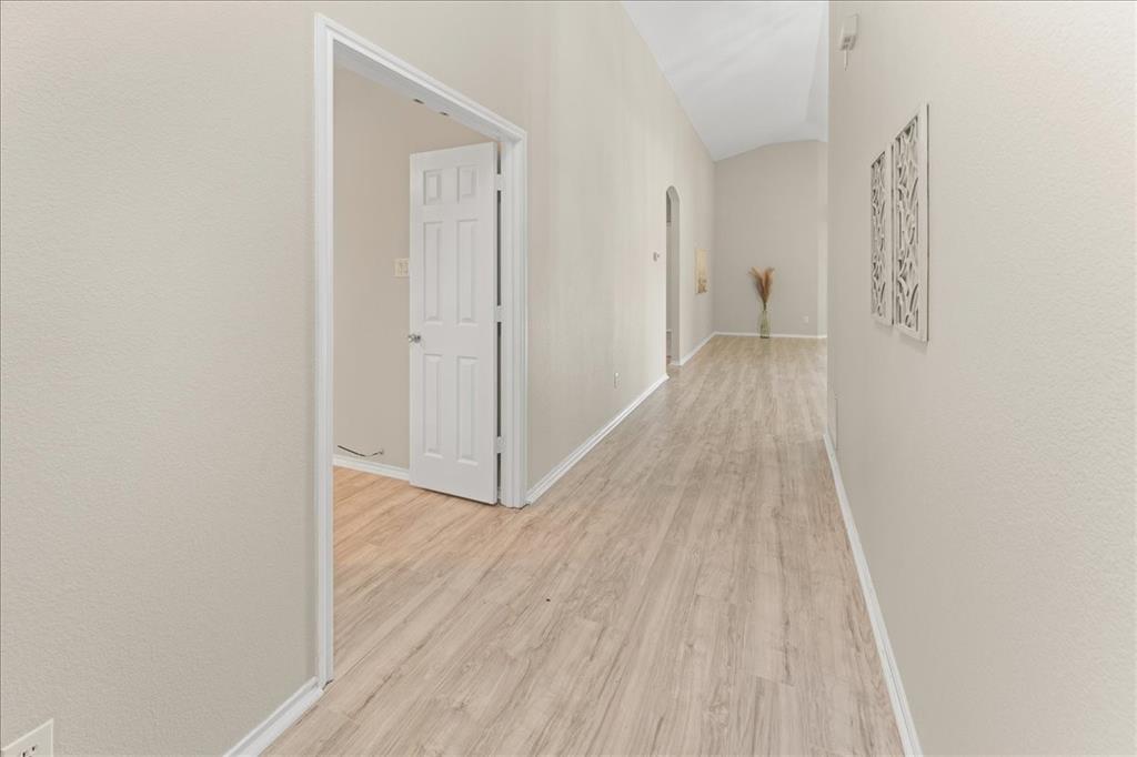 Listing images