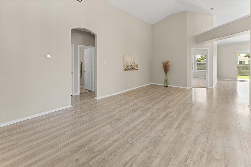 Listing images