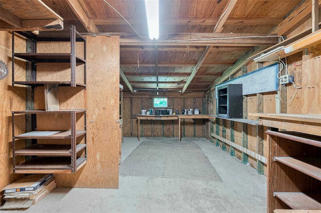 Listing images