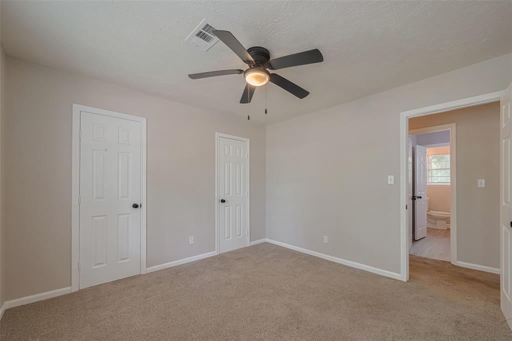 Listing images