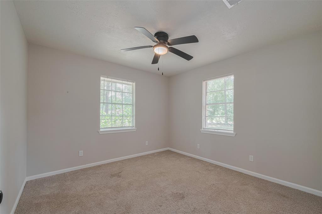 Listing images