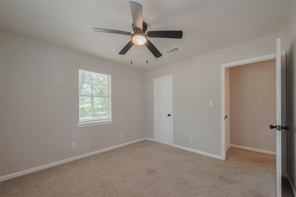 Listing images