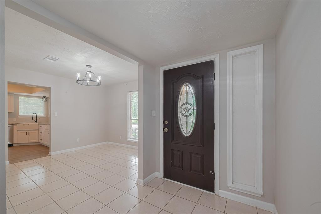 Listing images