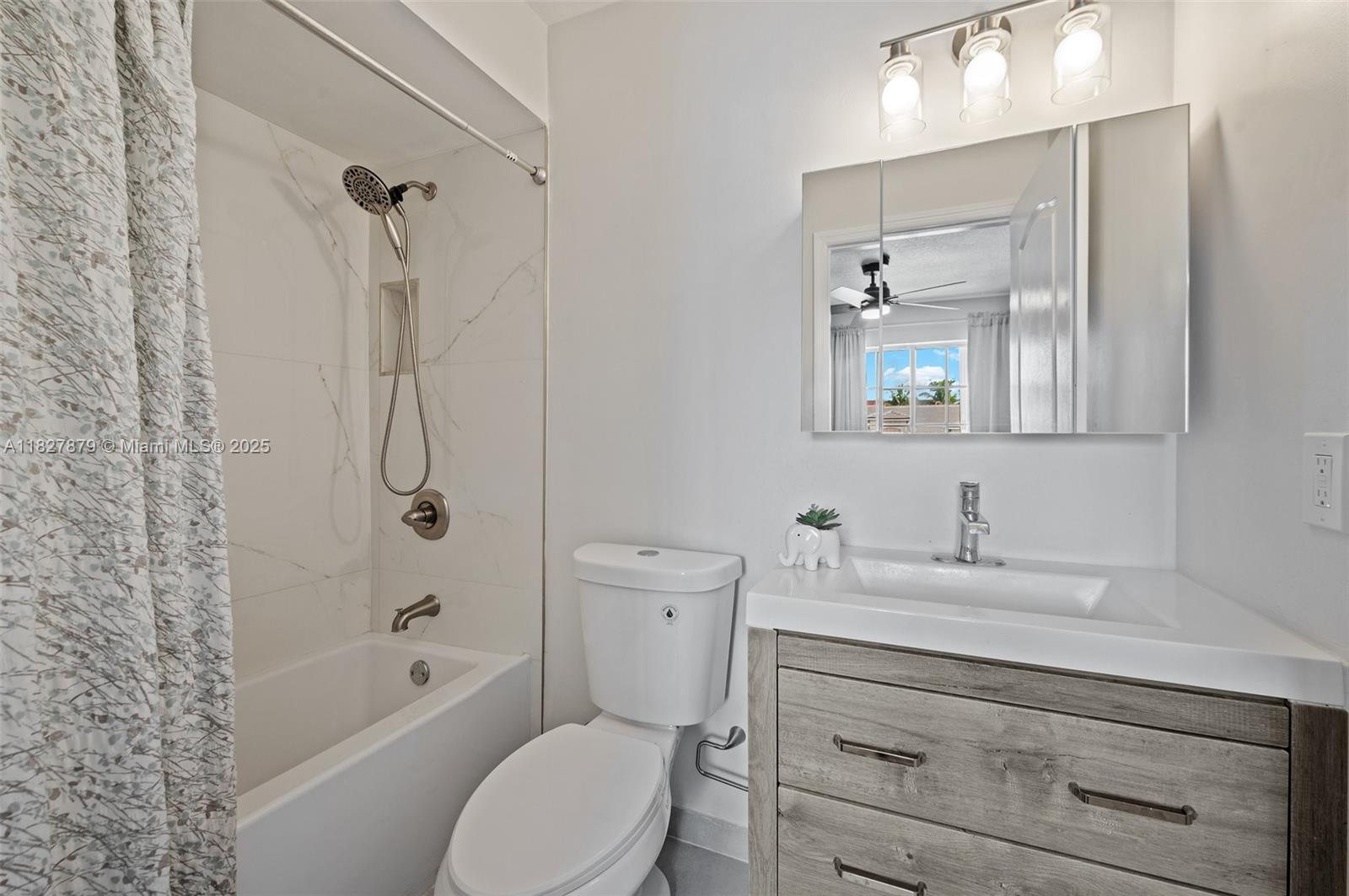 Listing images