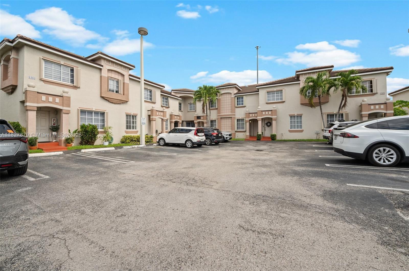 Listing images