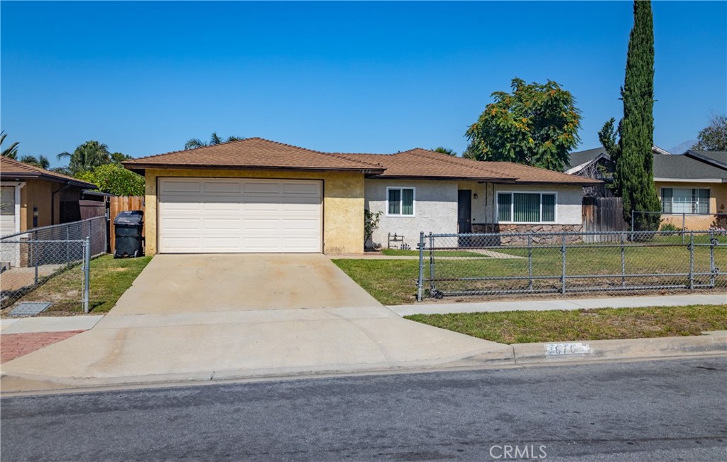 Listing images