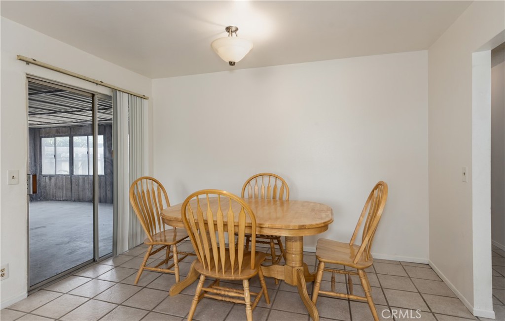 Listing images