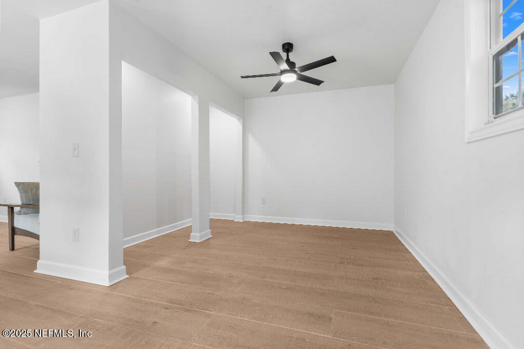 Listing images