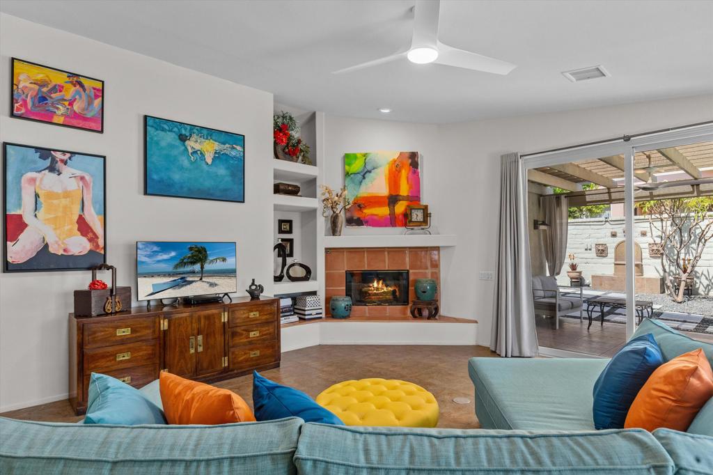 Listing images