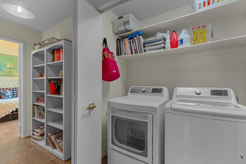 Listing images