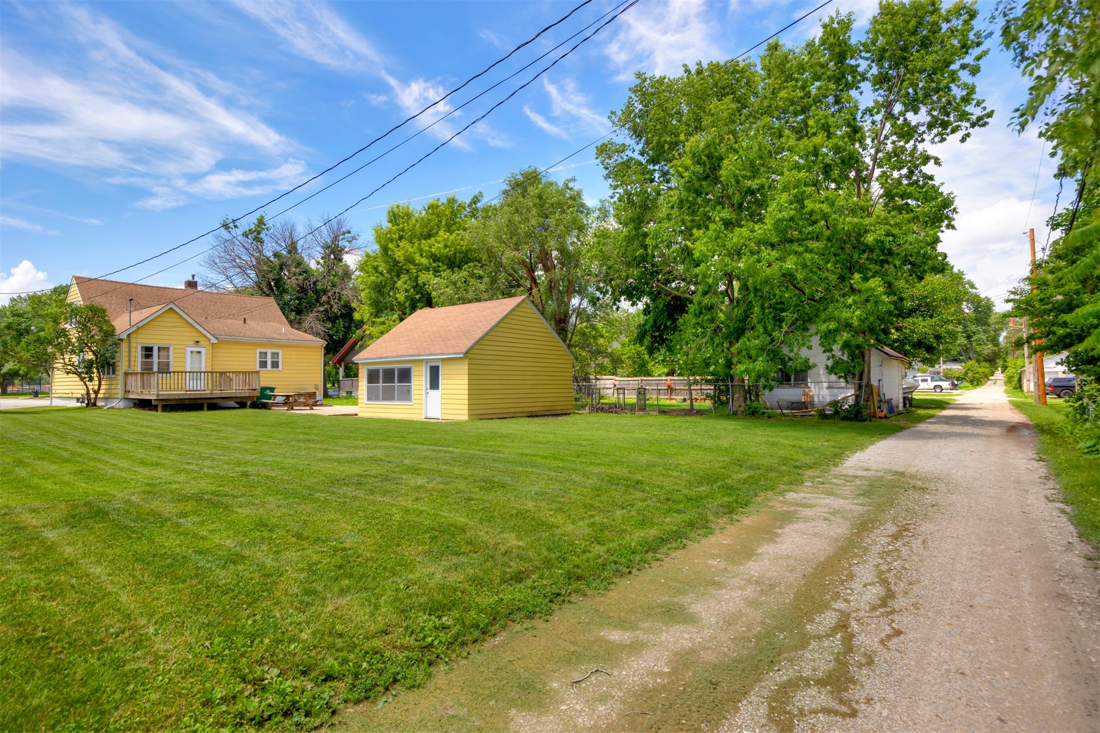 Listing images