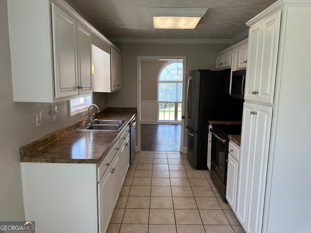 Listing images