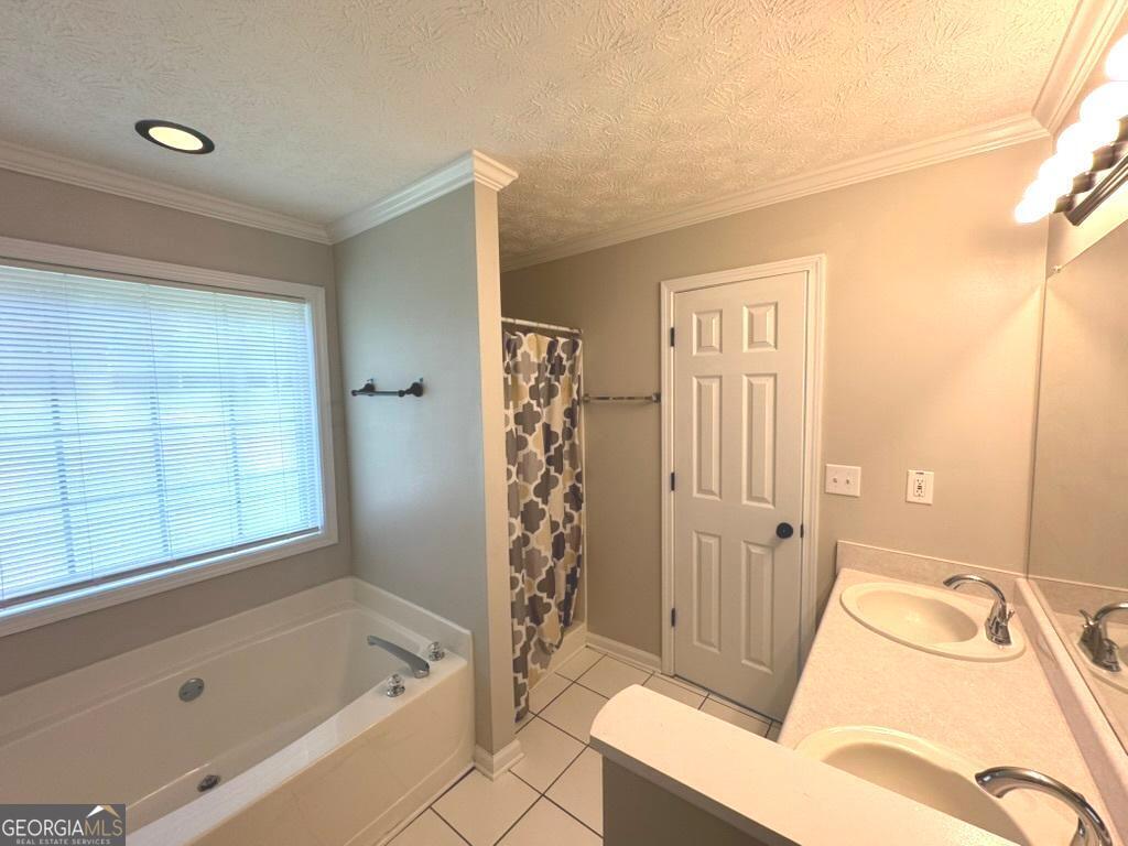 Listing images