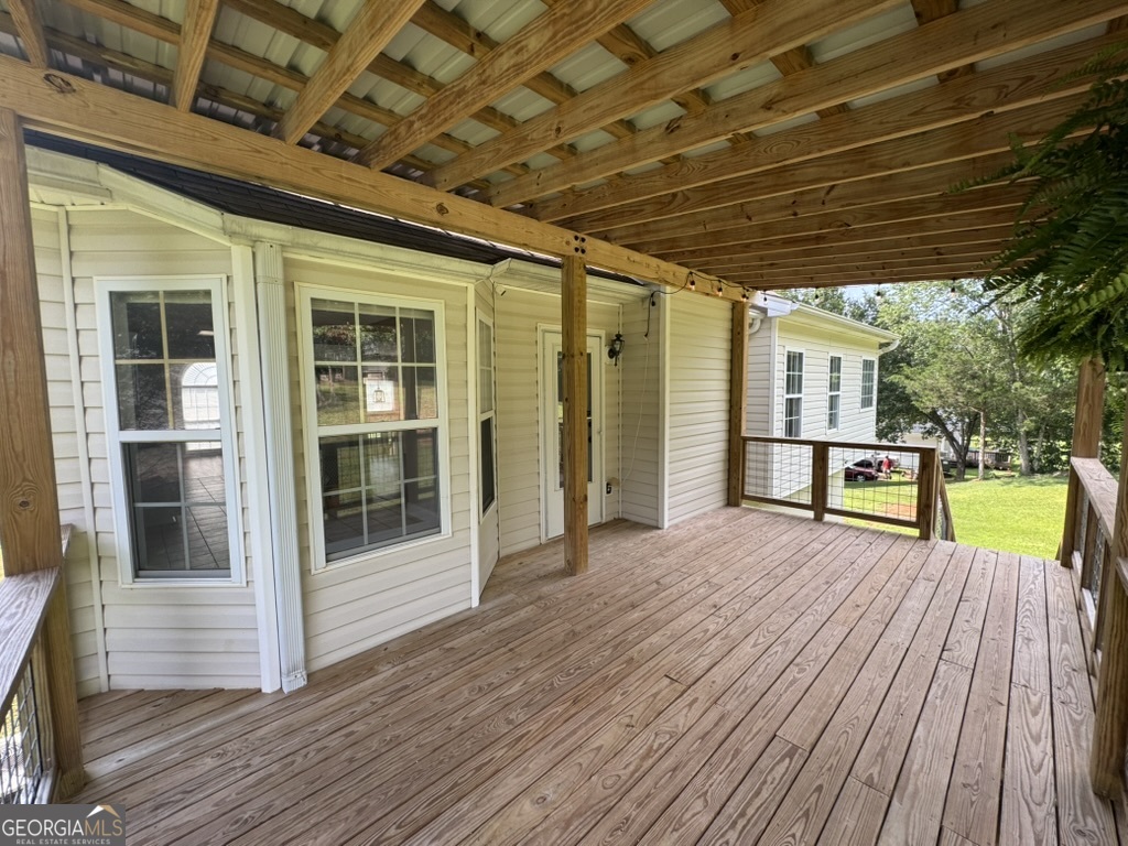 Listing images