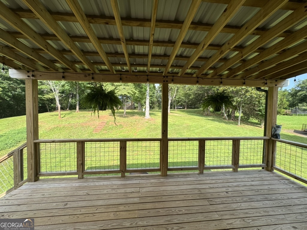 Listing images