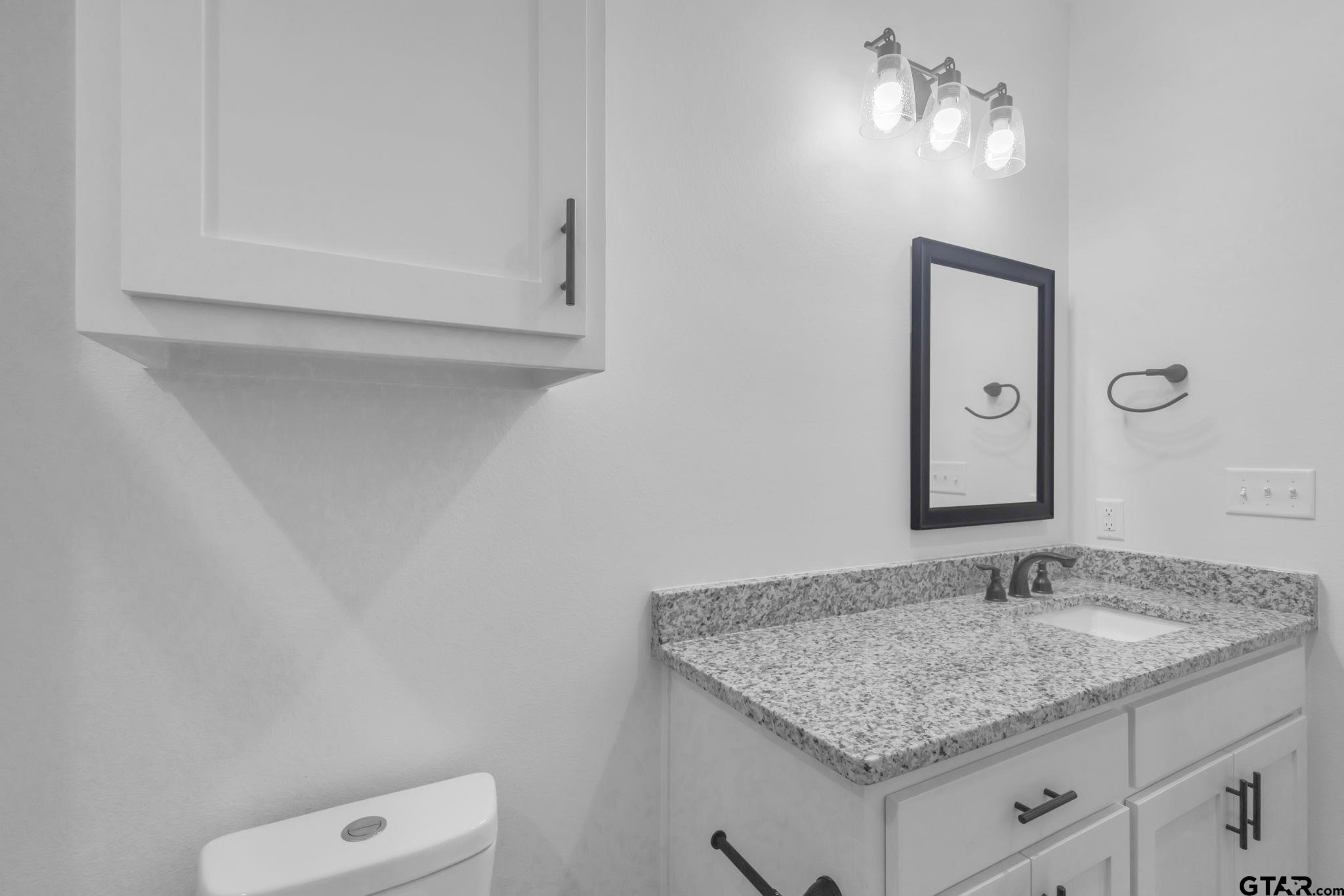 Listing images
