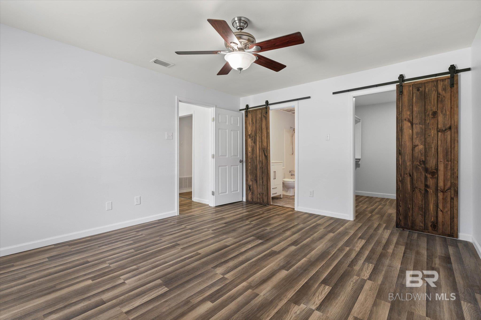 Listing images