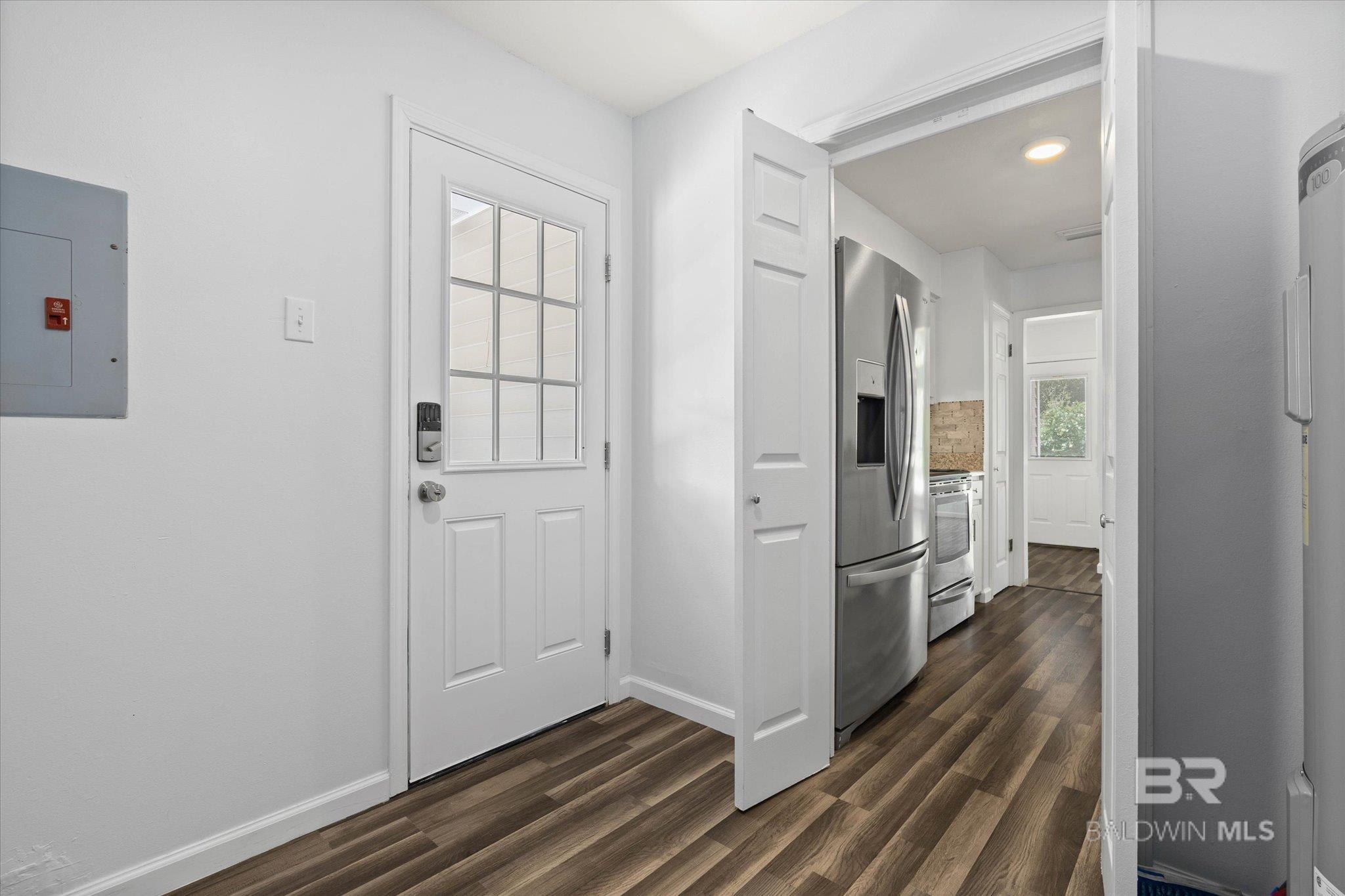 Listing images