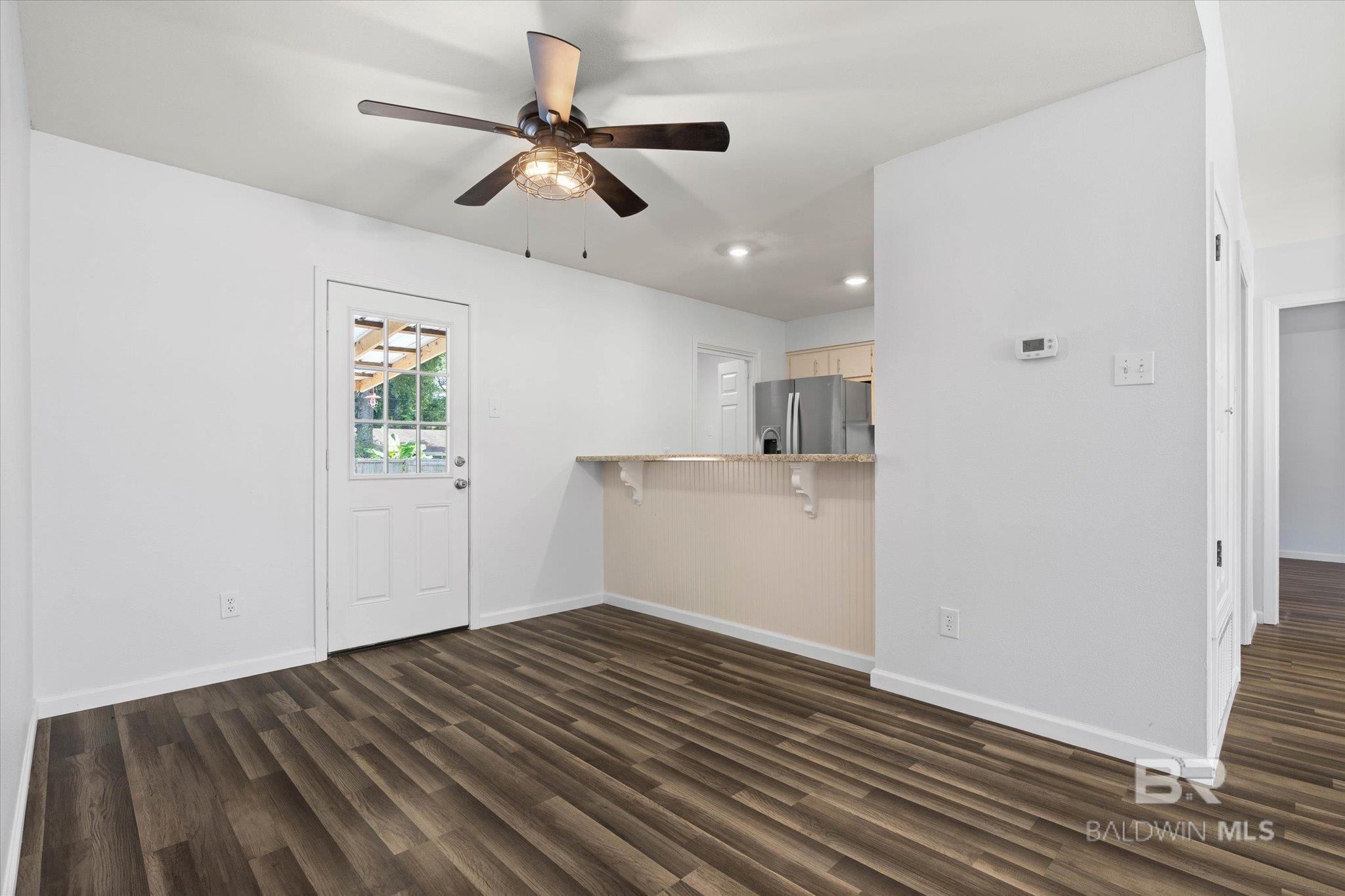 Listing images