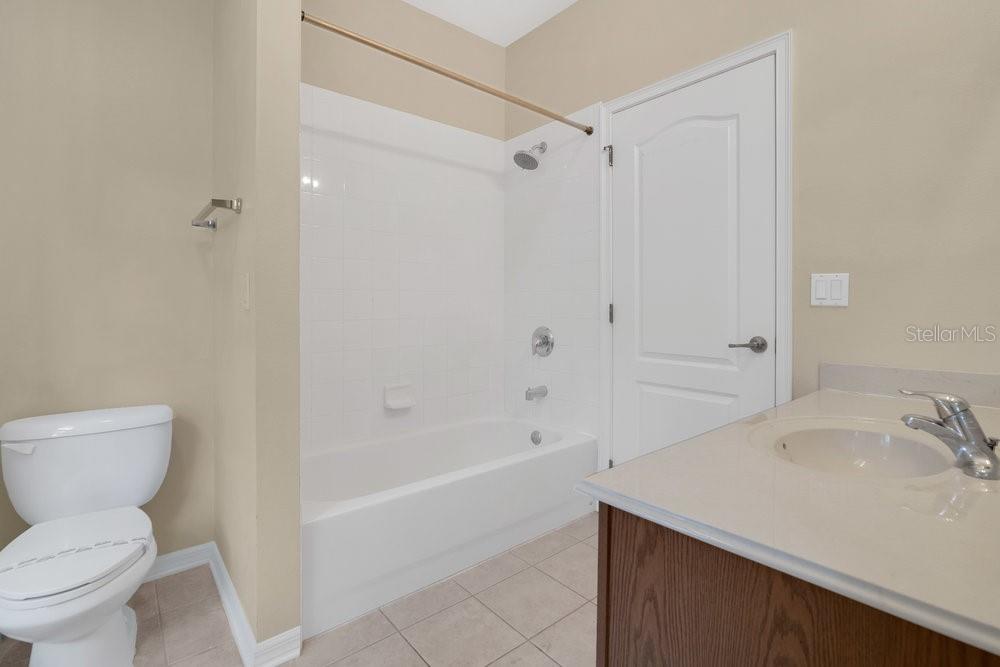 Listing images
