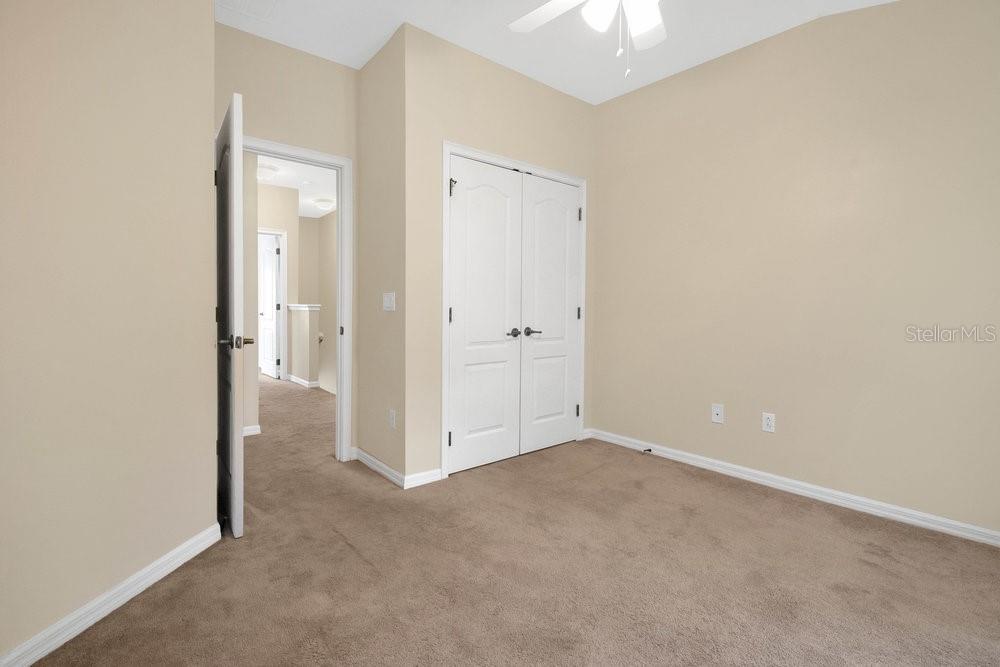 Listing images