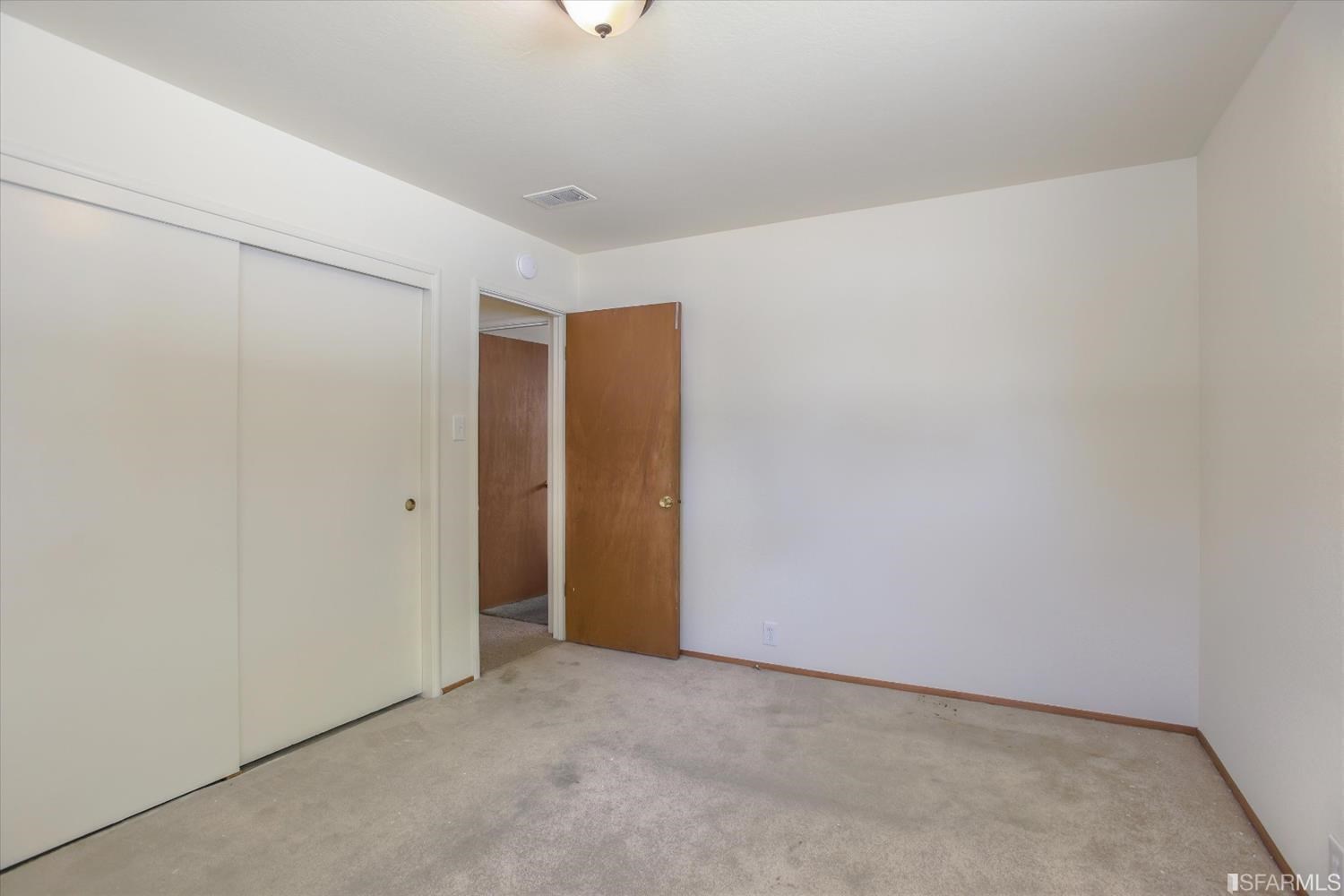 Listing images