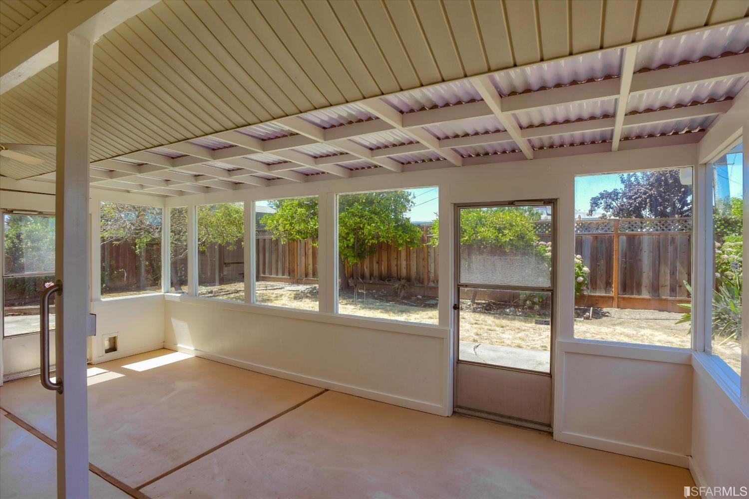 Listing images