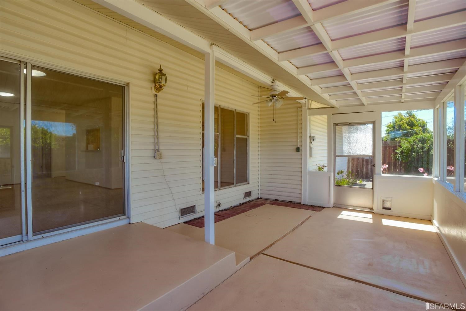 Listing images