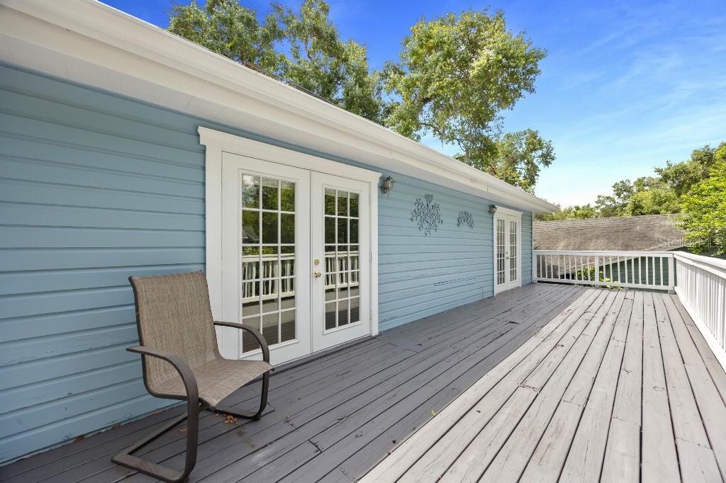 Listing images