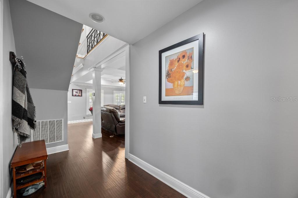 Listing images