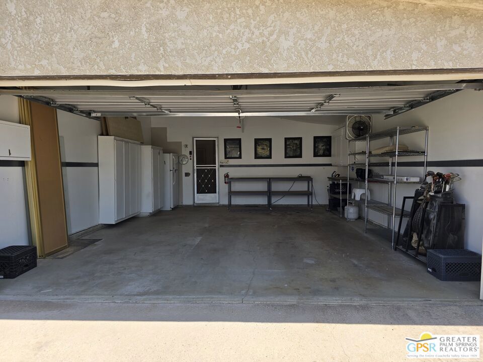 Listing images