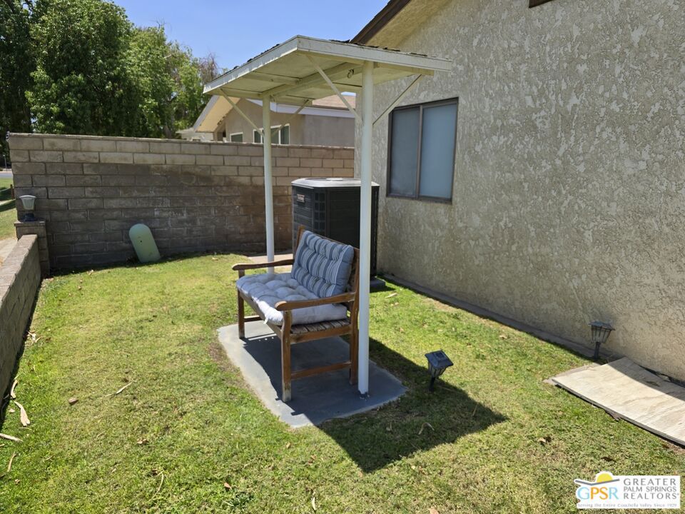 Listing images