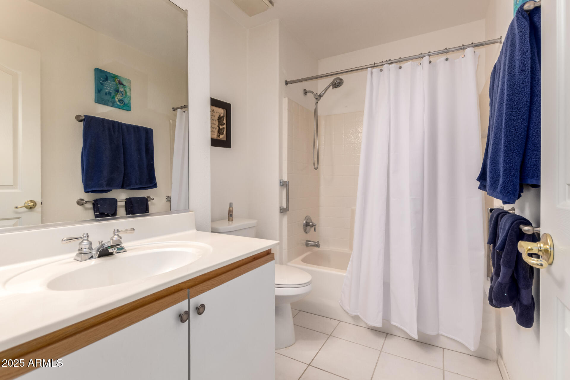 Listing images
