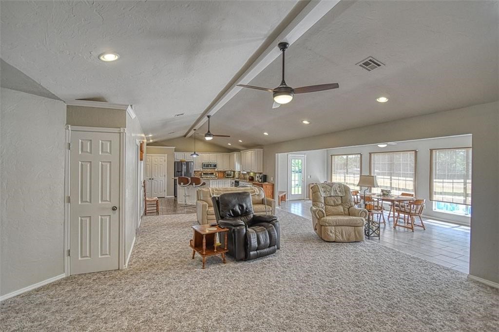 Listing images