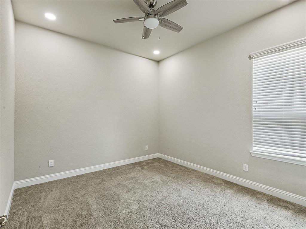 Listing images