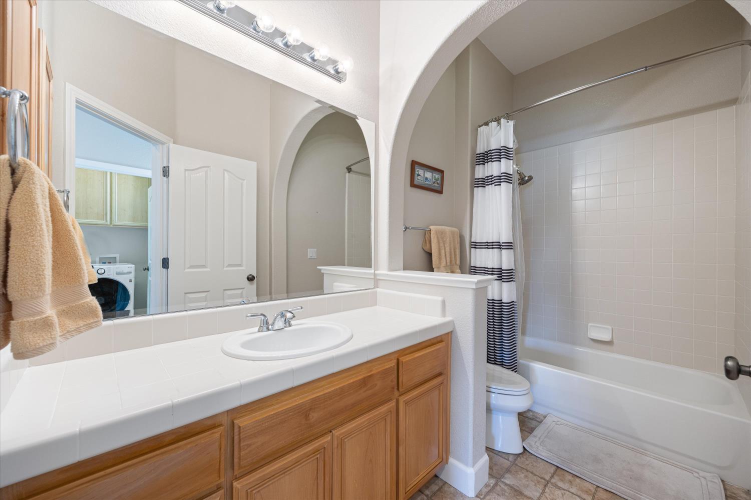 Listing images